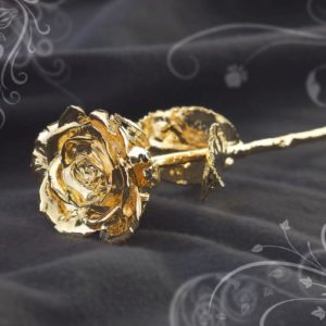Vergoldete Rose als Geschenkidee