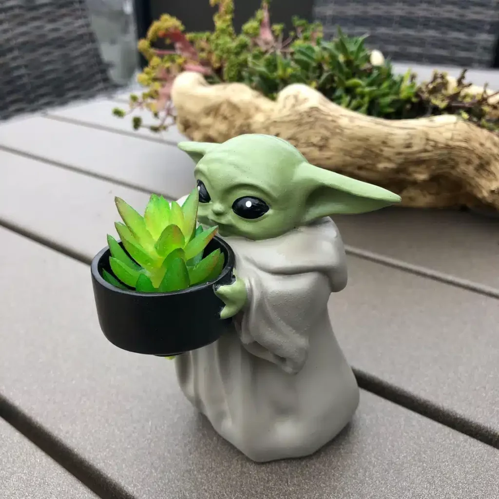 Super süßer Yoda Pflanzer