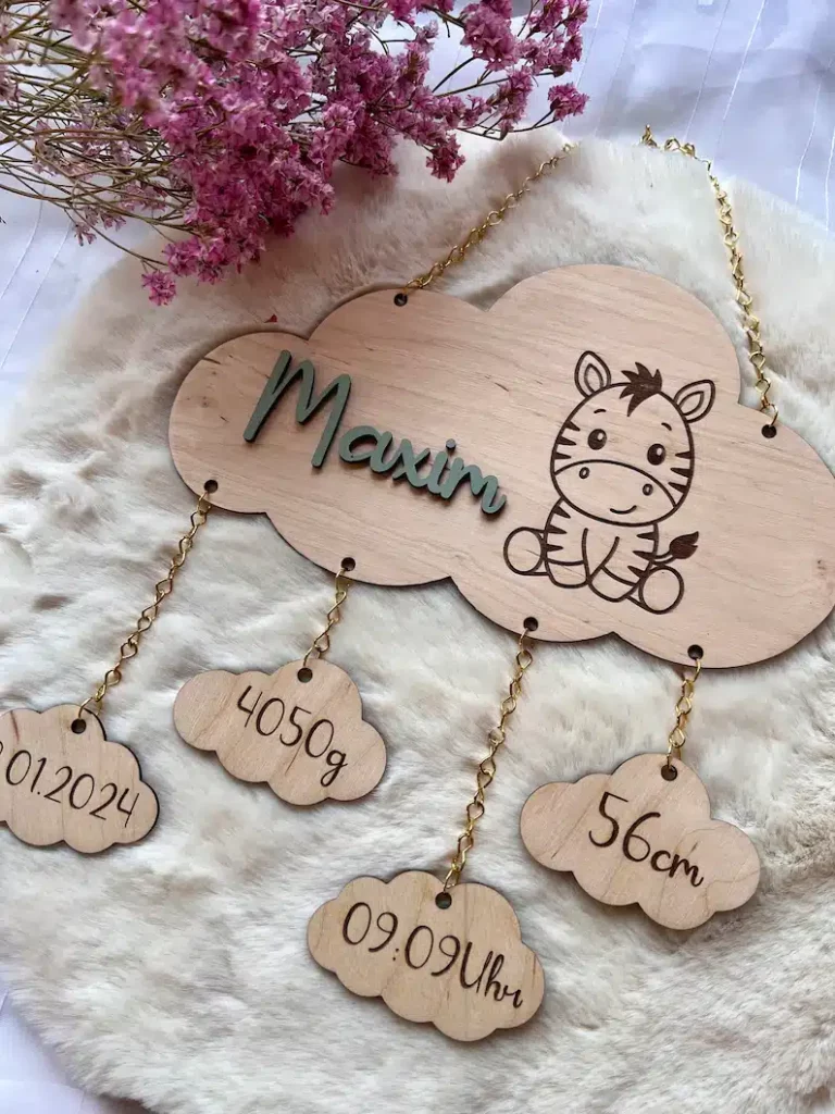Wolken Mobile aus Holz