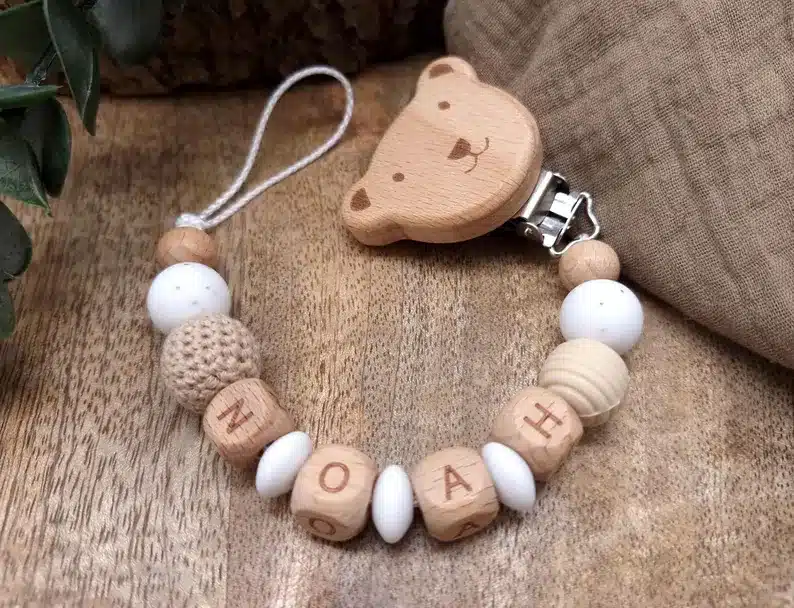 Holz Schnullerkette mit Personalisierung