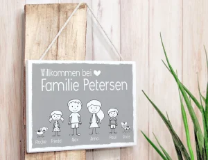 Personalisiertes Familienschild aus Holz